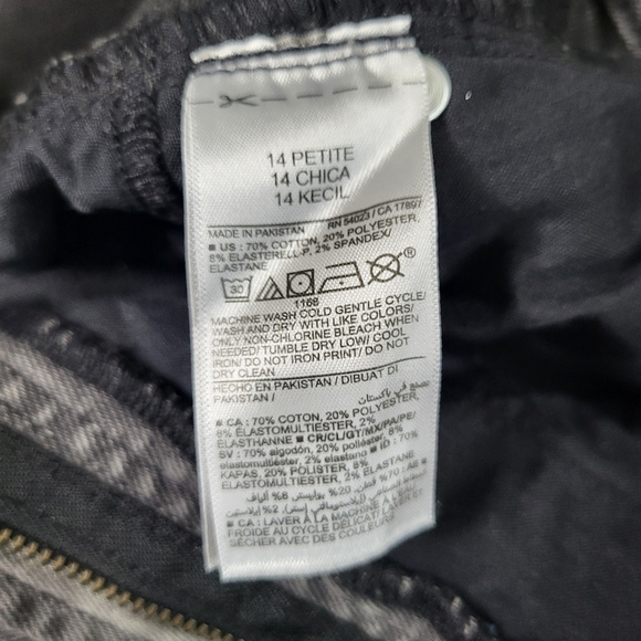 Old Navy Rockstar Super Skinny Higher High Rise 360° Stretch. Size 14 Grey. - Picture 8 of 11